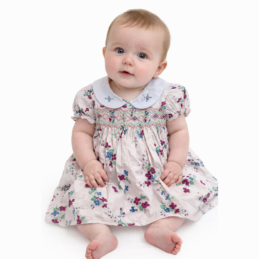Gerüschtes Kleid „Blush Petal“