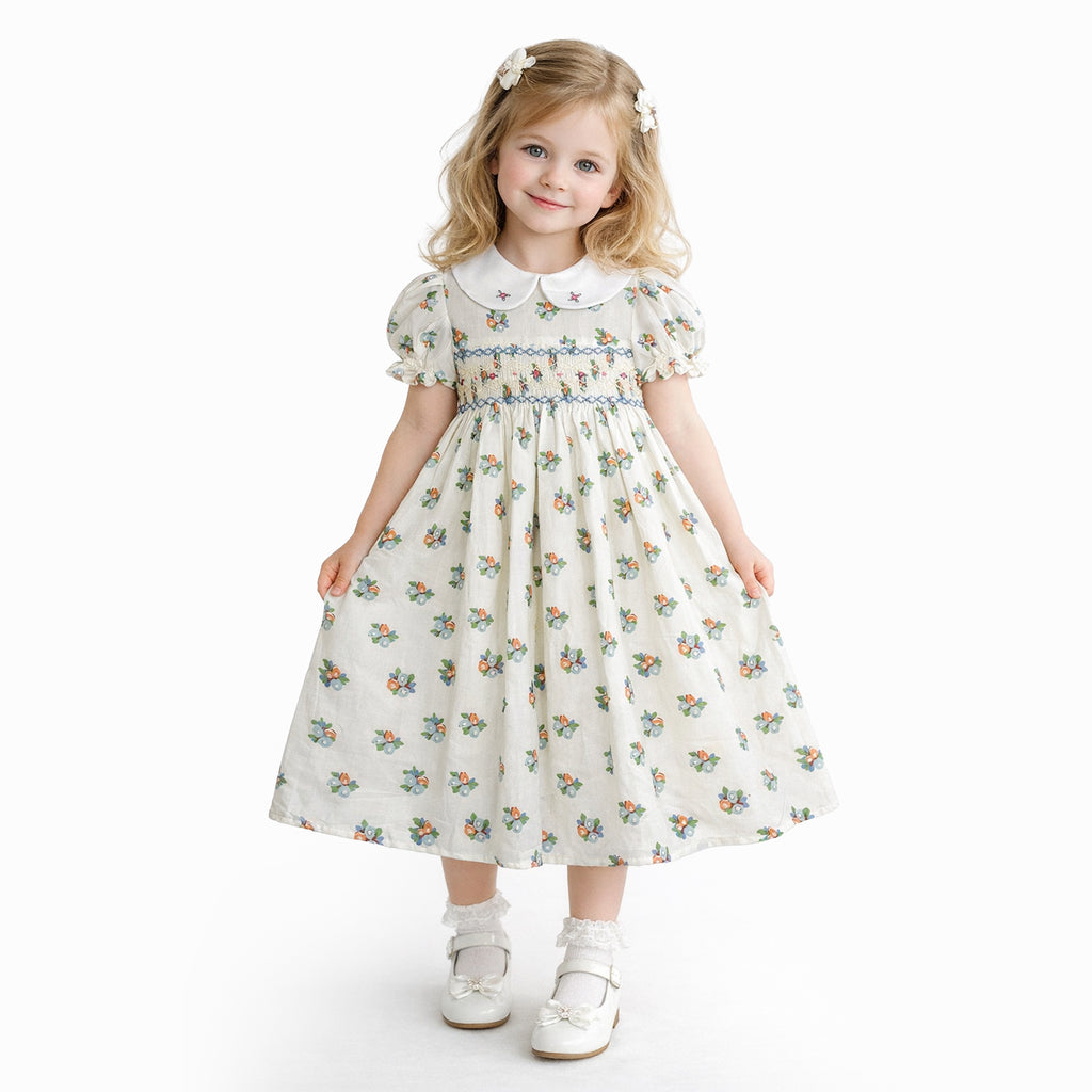 Ivy weißes gesmoktes Kleid